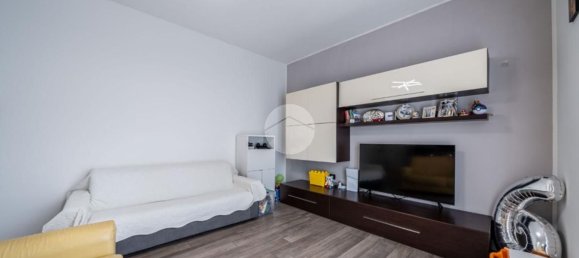 4 rooms Apartment in San Martino Buon Albergo, Italy No. 56648 9