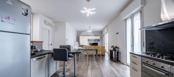 4 rooms Apartment in San Martino Buon Albergo, Italy No. 56648 2