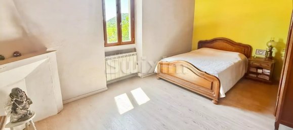 4 Schlafzimmer Haus in Viviers, France, Nr. 302330 10