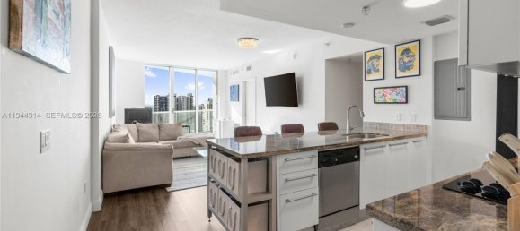 2 dormitorios propiedad comercial en venta en Miami, Miami-Dade, Florida, USA № 614505 6