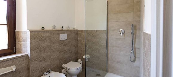 5 Schlafzimmer Haus in Lucca, Italy, Nr. 42713 34