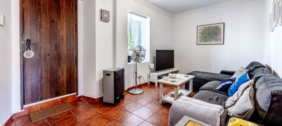 4 bedrooms Villa in Alhaurin el Grande, Spain No. 30025 2