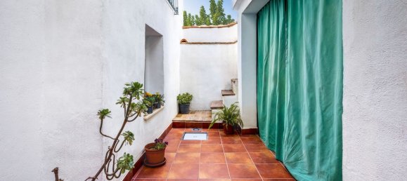 4 bedrooms Villa in Alhaurin el Grande, Spain No. 30025 8