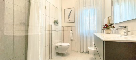 Apartamento de 3 habitaciónes en Gozzano, Italy No. 143644 14