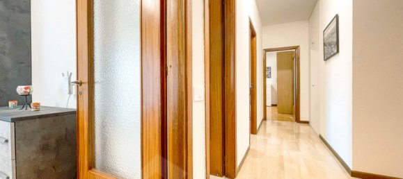 Apartamento de 3 habitaciónes en Gozzano, Italy No. 143644 19