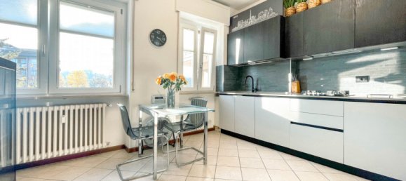 Apartamento de 3 habitaciónes en Gozzano, Italy No. 143644 2