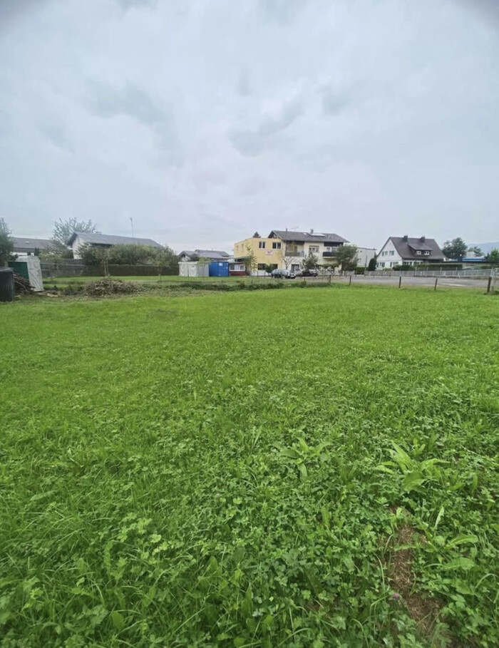  Land in Hard, Austria No. 162665