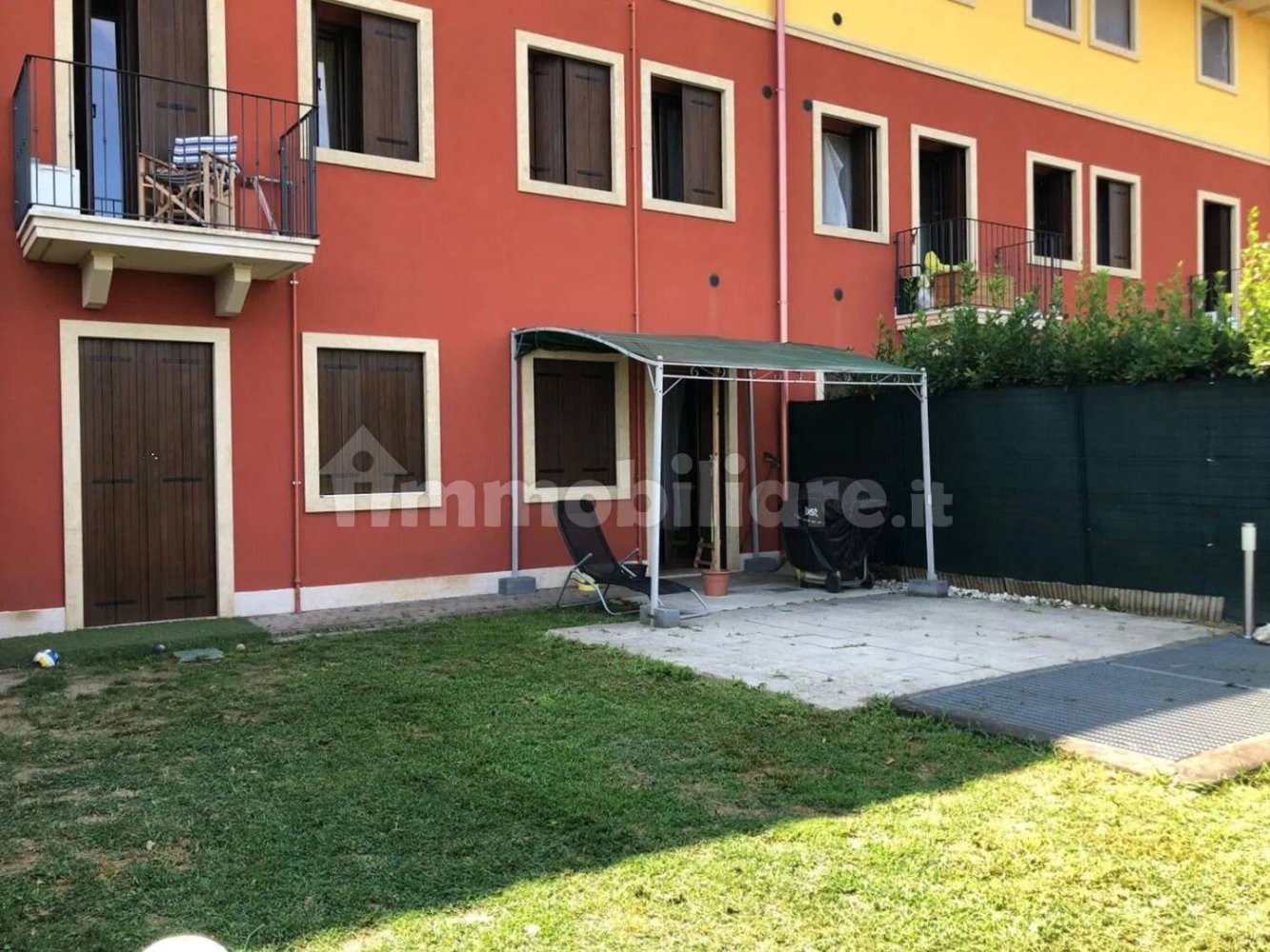 2 غرف نوم شقة في Bussolengo, Italy رقم 56652