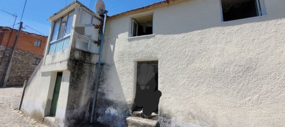 2 bedrooms House in Fornos de Algodres, Portugal No. 166870 3