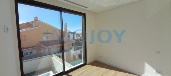 Дом с 4 спальнями в Кашкайш, Португалия № 171543 17