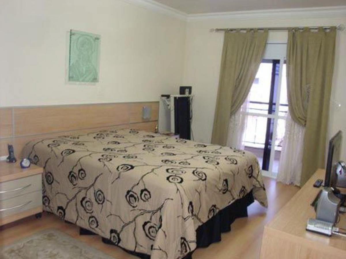 4 bedrooms House in Sao Paulo, Brazil No. 432862