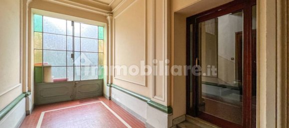 4 bedrooms Apartment in Turin, Italy No. 143672 2