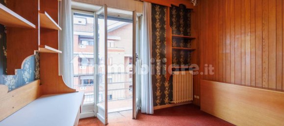 4 bedrooms Apartment in Turin, Italy No. 143672 28