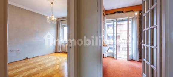 4 bedrooms Apartment in Turin, Italy No. 143672 18