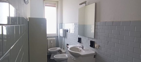 3 rooms Apartment in Tortona, Italy No. 211231 20