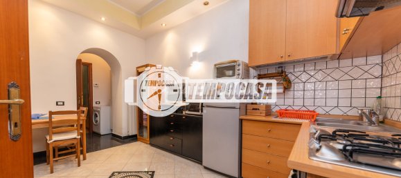 Квартира с 2 комнатами в Рим, Италия № 266237 24