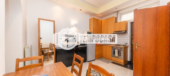 Квартира с 2 комнатами в Рим, Италия № 266237 12