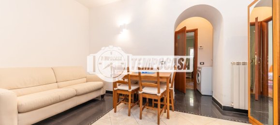 Квартира с 2 комнатами в Рим, Италия № 266237 9