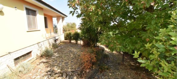 Villa de 8 dormitorios en Corato, Italy No. 343945 5