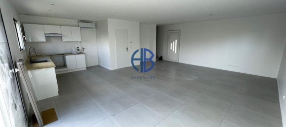 3 chambres Maison à La Bâtie-Montgascon, France No. 191135 7