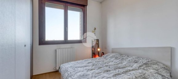 2 rooms Apartment in Bologna, Italy No. 226056 31