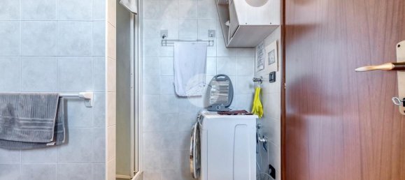 2 rooms Apartment in Bologna, Italy No. 226056 38