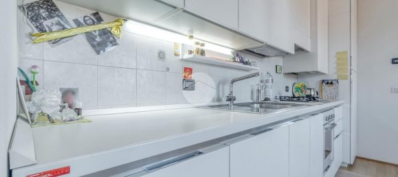 2 rooms Apartment in Bologna, Italy No. 226056 14