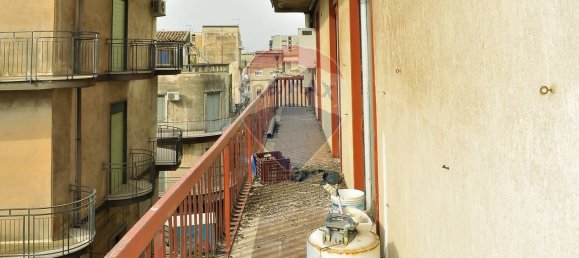 Apartamento T4 em Paternò, Italy N.º 166365 42