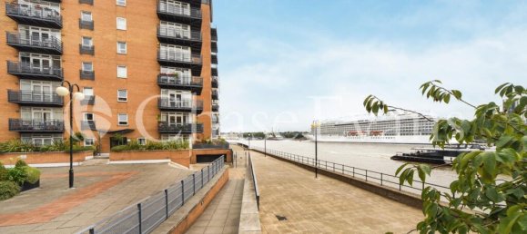 Apartamento de 2 dormitorios en Isle Of Dogs, United Kingdom No. 4332 18