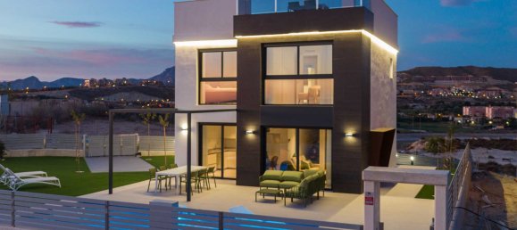 3 bedrooms Villa in Alicante Panoramic, Alicante, Spain No. 15421 11