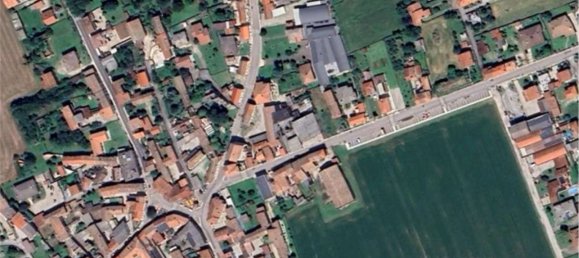 5 rooms Apartment in Udine, Italy No. 96098 17