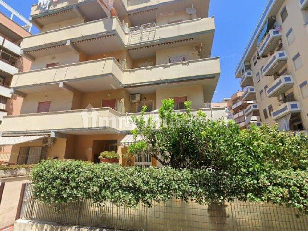 3 chambres Appartement à Nettuno, Italy No. 13329