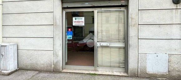 Propiedad comercial de 4 habitaciónes en Cremona, Italy No. 108682 13