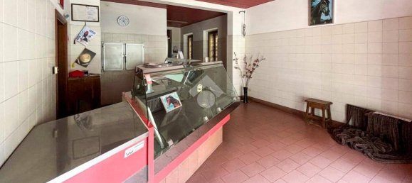 Propiedad comercial de 4 habitaciónes en Cremona, Italy No. 108682 7