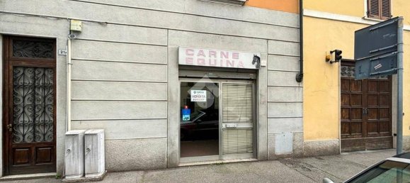 Propiedad comercial de 4 habitaciónes en Cremona, Italy No. 108682 2