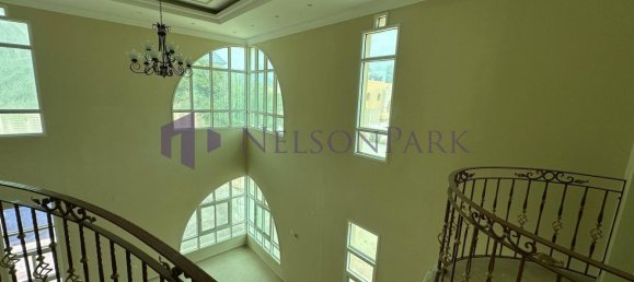 5 bedrooms Villa in Doha, Qatar No. 2308 11