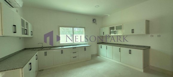 5 bedrooms Villa in Doha, Qatar No. 2308 16