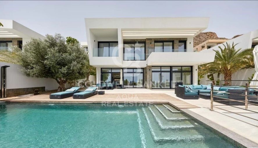 5 غرف نوم فيلا في Golf Bahia, Spain رقم 82860