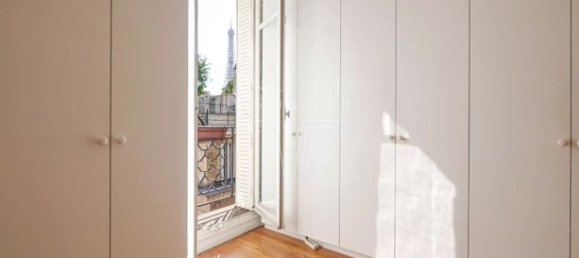 2 bedrooms Apartment in Paris, France No. 282455 10