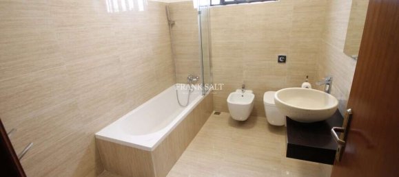 5 bedrooms Bungalow in Swieqi, Malta No. 4013 22