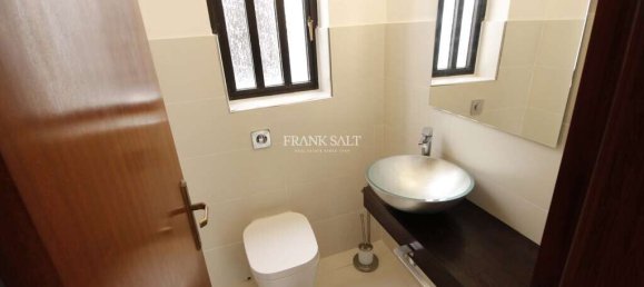 5 bedrooms Bungalow in Swieqi, Malta No. 4013 47