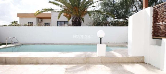 5 bedrooms Bungalow in Swieqi, Malta No. 4013 2