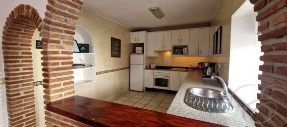 4 bedrooms House in Cutar, Spain No. 178326 13