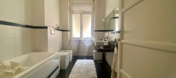 5 rooms Apartment in Rovigo, Italy No. 126337 22