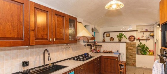 3 Schlafzimmer Haus in Cirié, Italy, Nr. 53223 4