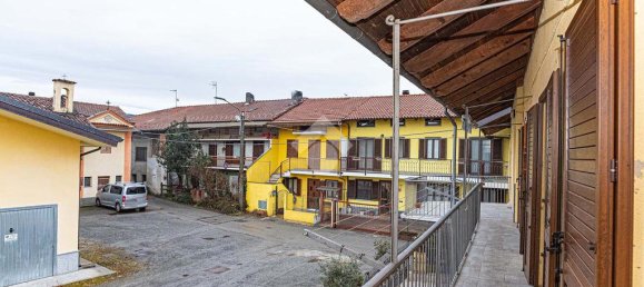 3 Schlafzimmer Haus in Cirié, Italy, Nr. 53223 24