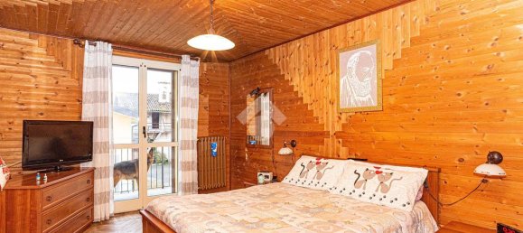 3 Schlafzimmer Haus in Cirié, Italy, Nr. 53223 32