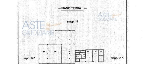 11 rooms House in Maenza, Italy No. 97788 13