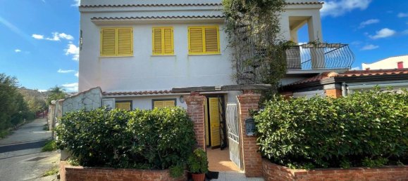 Квартира с 3 комнатами в Балестрате, Италия № 165299 2