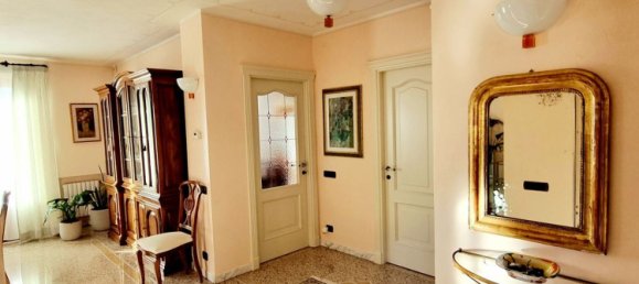 6غرفة فيلا في Vezzi Portio, Italy رقم 170803 14